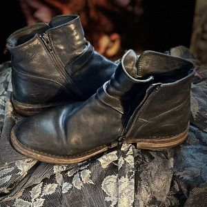 MOMA BLACK Ankle Leather Boots